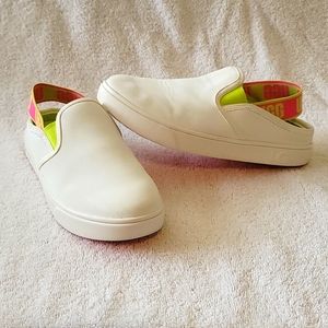 UGG Kids Aivey (Little Kid/Big Kid) Flats